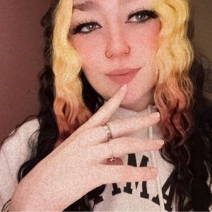 Meet your Posher, Jasmine